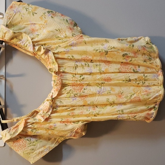 Pink Rose NWT Yellow Floral Ruffle Crop Top - Picture 5 of 5